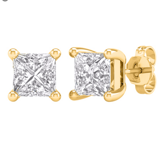 gold diamond stud earrings with yellow gold