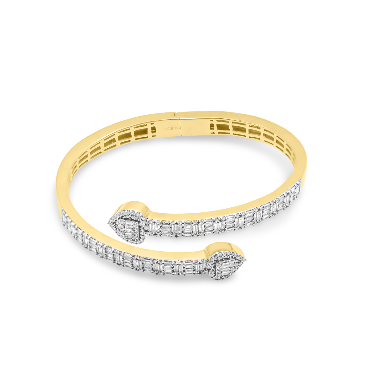 5mm 10K Gold Diamond Heart Shape Bangle