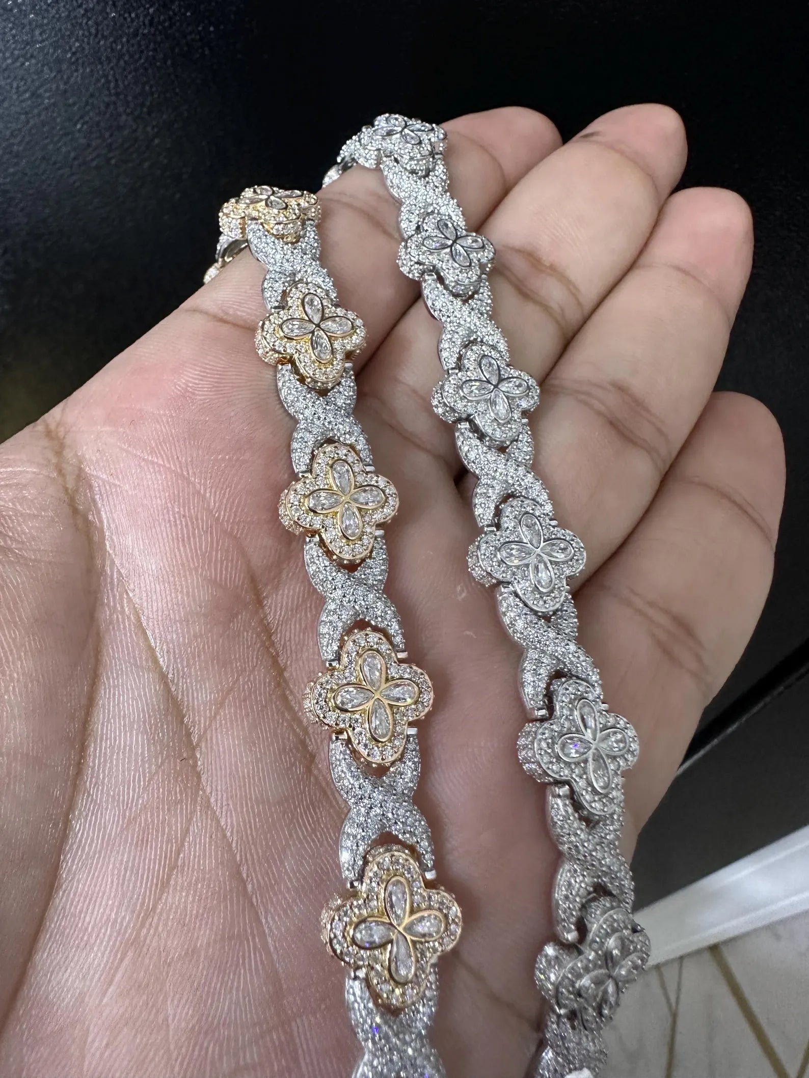 10mm VVS Clover Infinity Moissanite Bracelet in 925 Sterling Silver