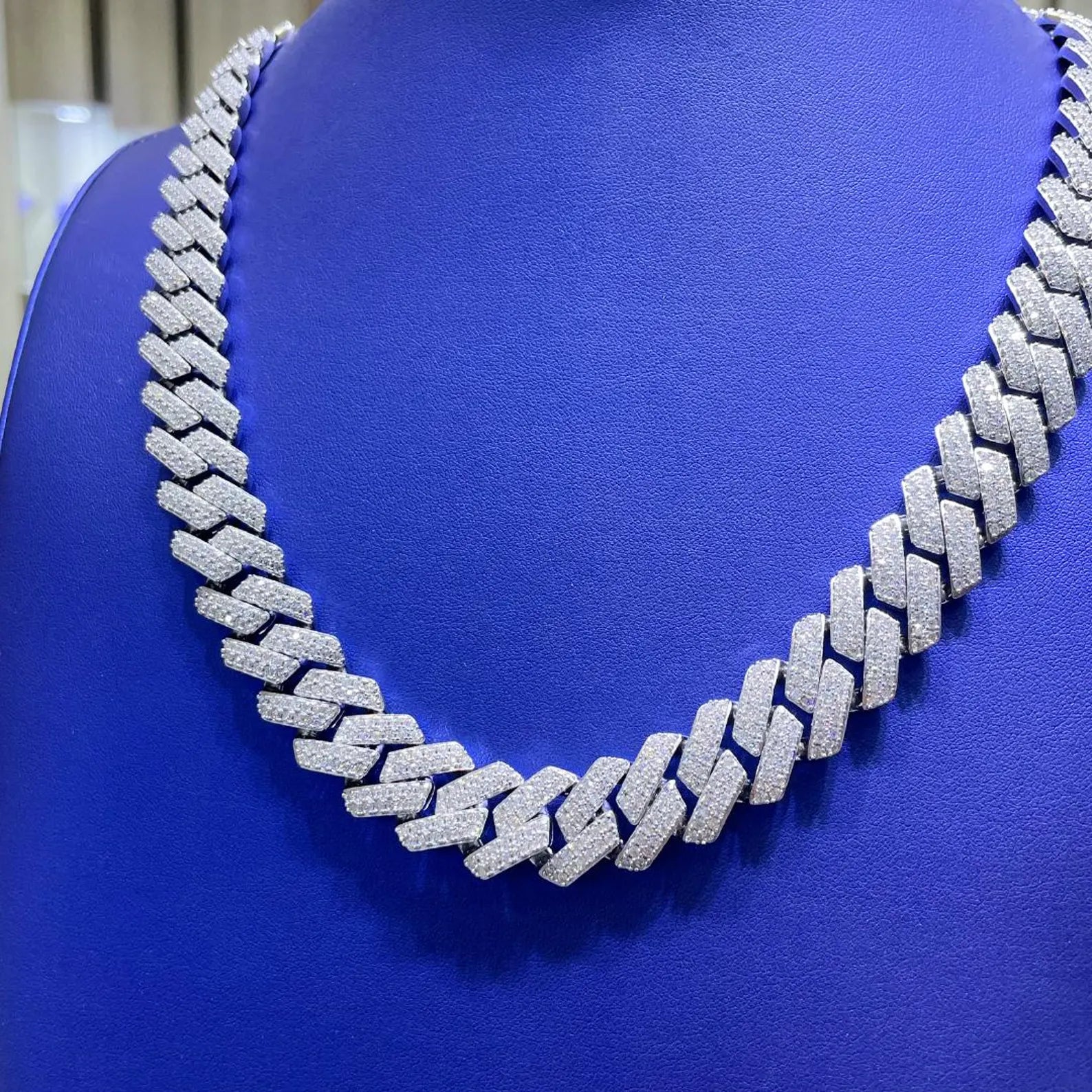 16mm Moissanite Cuban Link Chain [25.7CTW] in 925 Sterling Silver