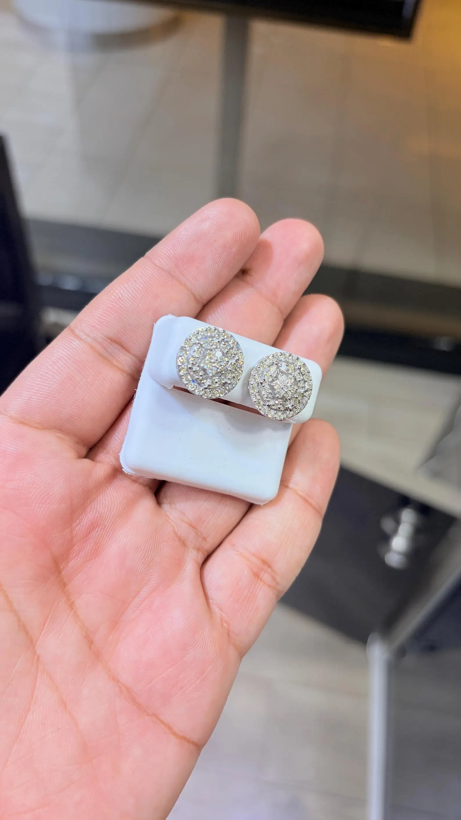 10K White Gold Diamond 2.00 CTW Earring