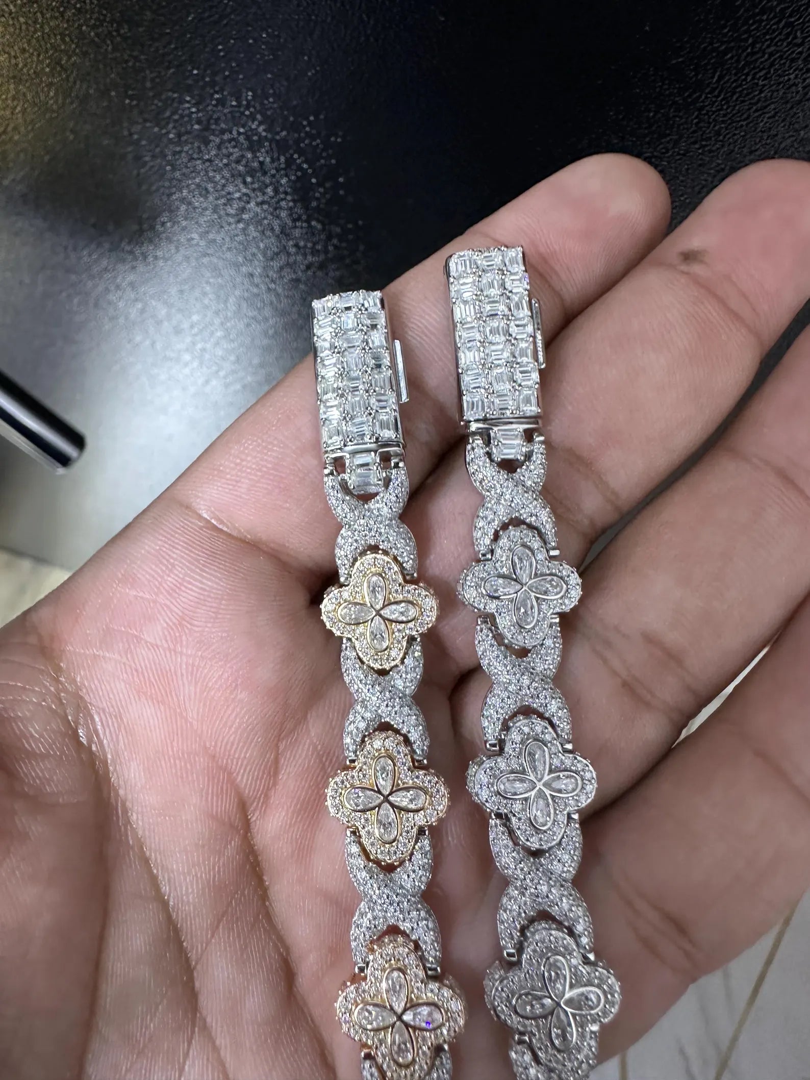 10mm VVS Clover Infinity Moissanite Bracelet in 925 Sterling Silver