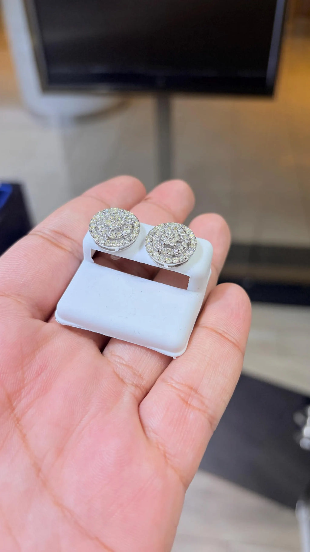 10K White Gold Diamond 2.00 CTW Earring