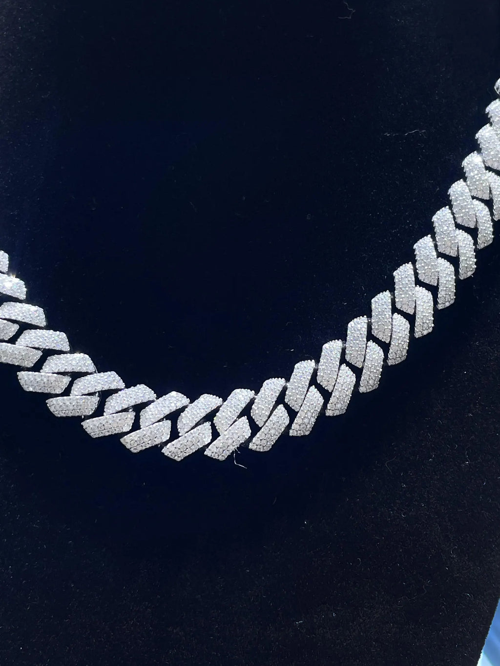 Iced Out Cuban Link Moissanite Chain [22.37CTW] in 925 Sterling Silver