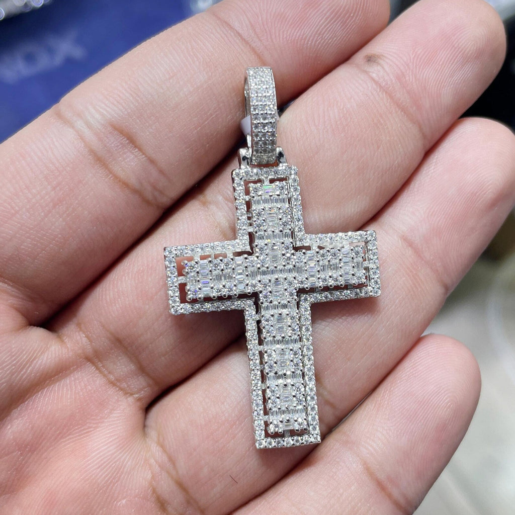 Cross Pendant VVS1 Moissanite [2.68 CTW] 925 Sterling Silver