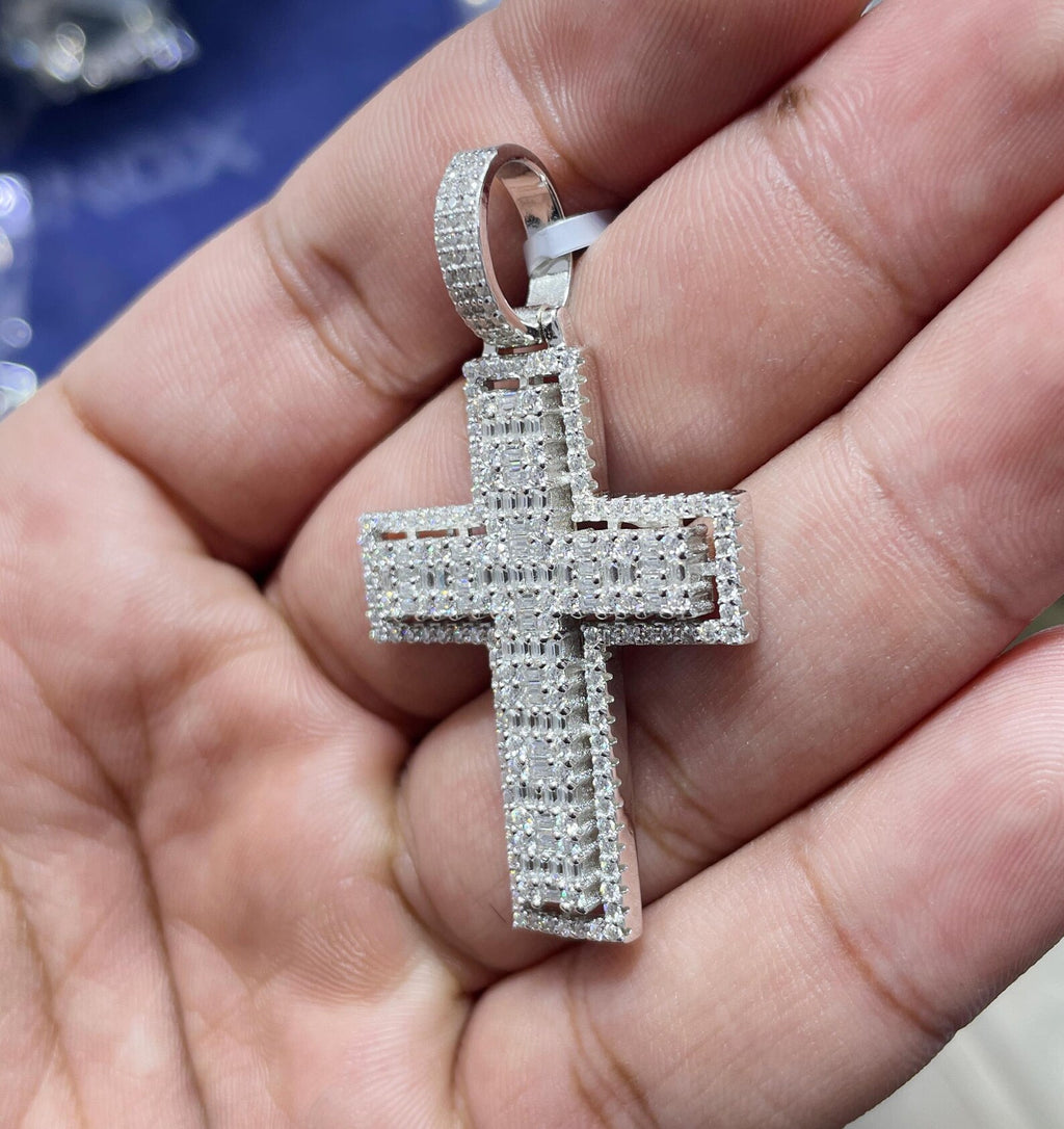 Cross Pendant VVS1 Moissanite [2.68 CTW] 925 Sterling Silver