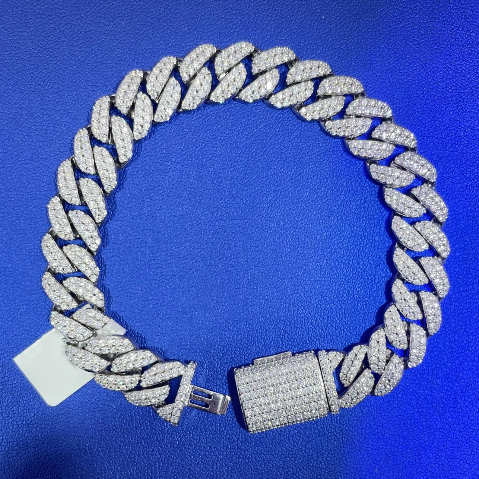 Round Cuban Link Bracelet [7.77 CTW] Moissanites in 925 Sterling Silver