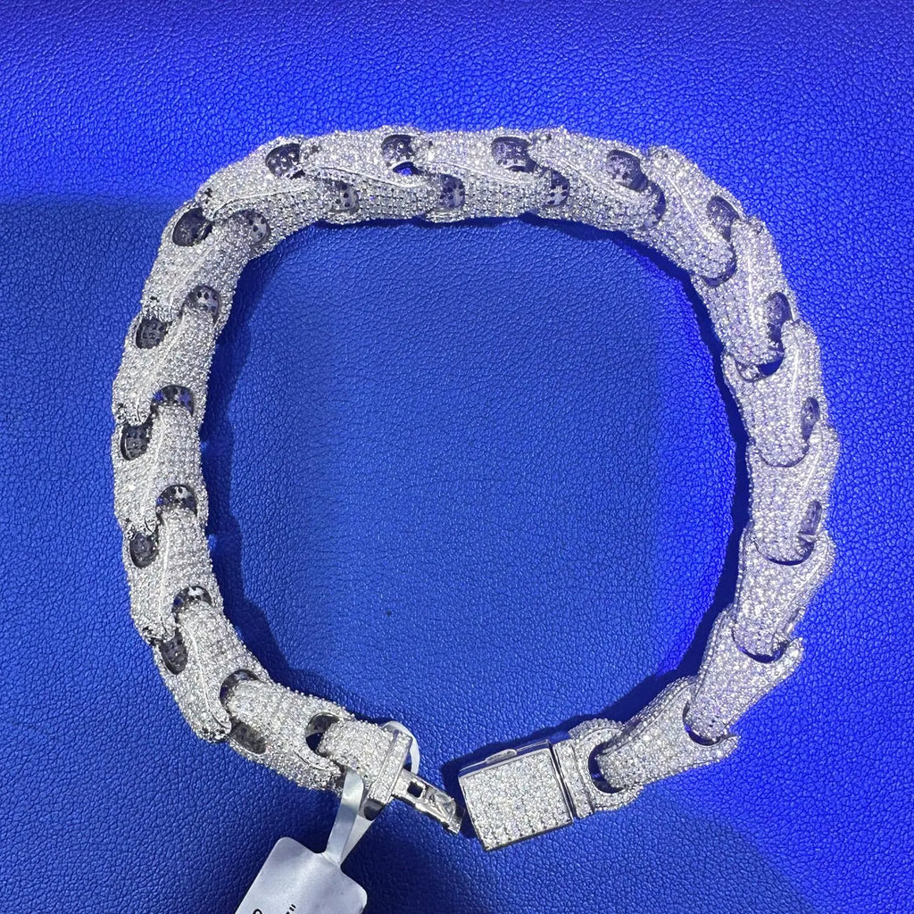 Rolo Iced Out Bracelet [17.21 CTW] Moissanites in 925 Sterling Silver