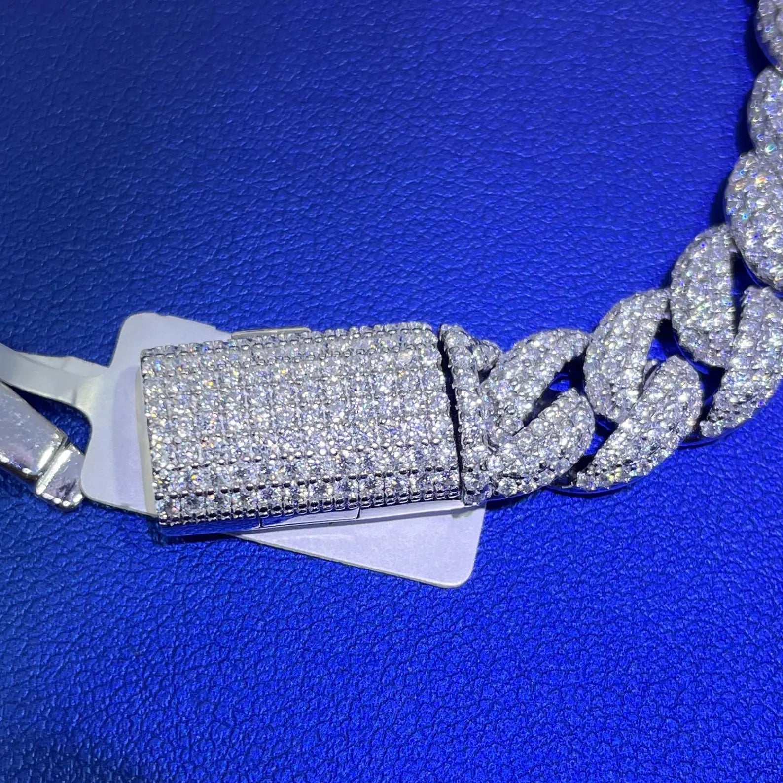 Round Cuban Link Bracelet [8.30 CTW] Moissanites in 925 Sterling Silver