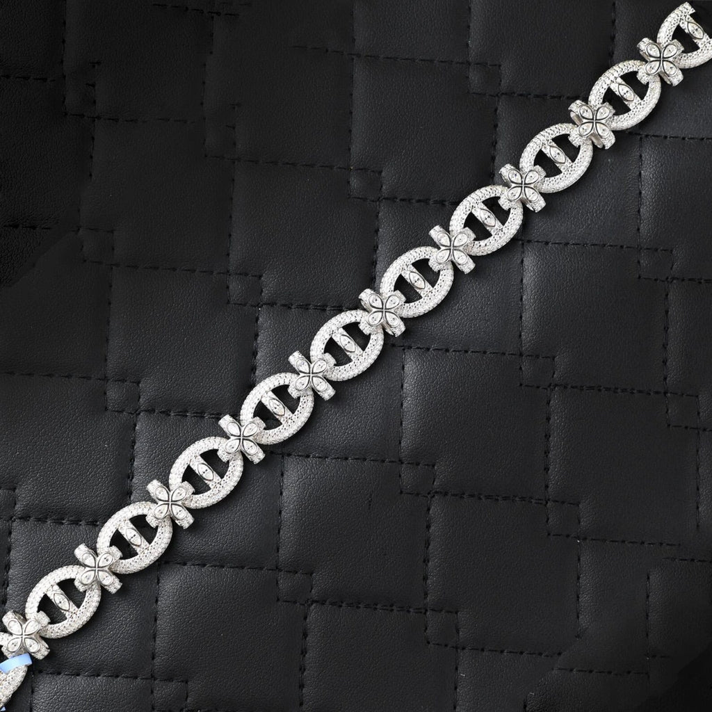Gucci Link Clover Bracelet [18 CTW] Moissanites in 925 Sterling Silver