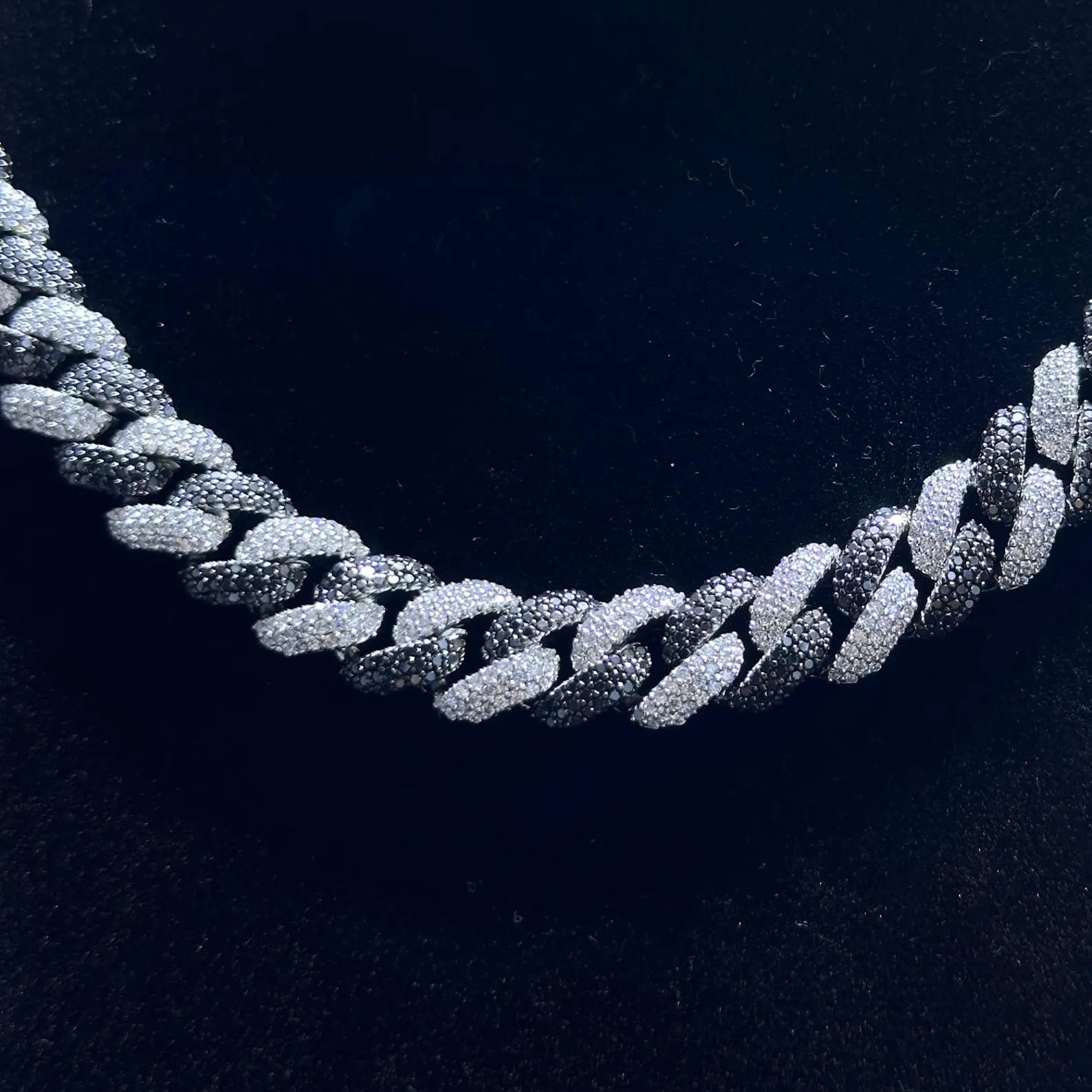 Black & White Cuban Link Moissanite Chain [18.31 CTW] in 925 Sterling Silver