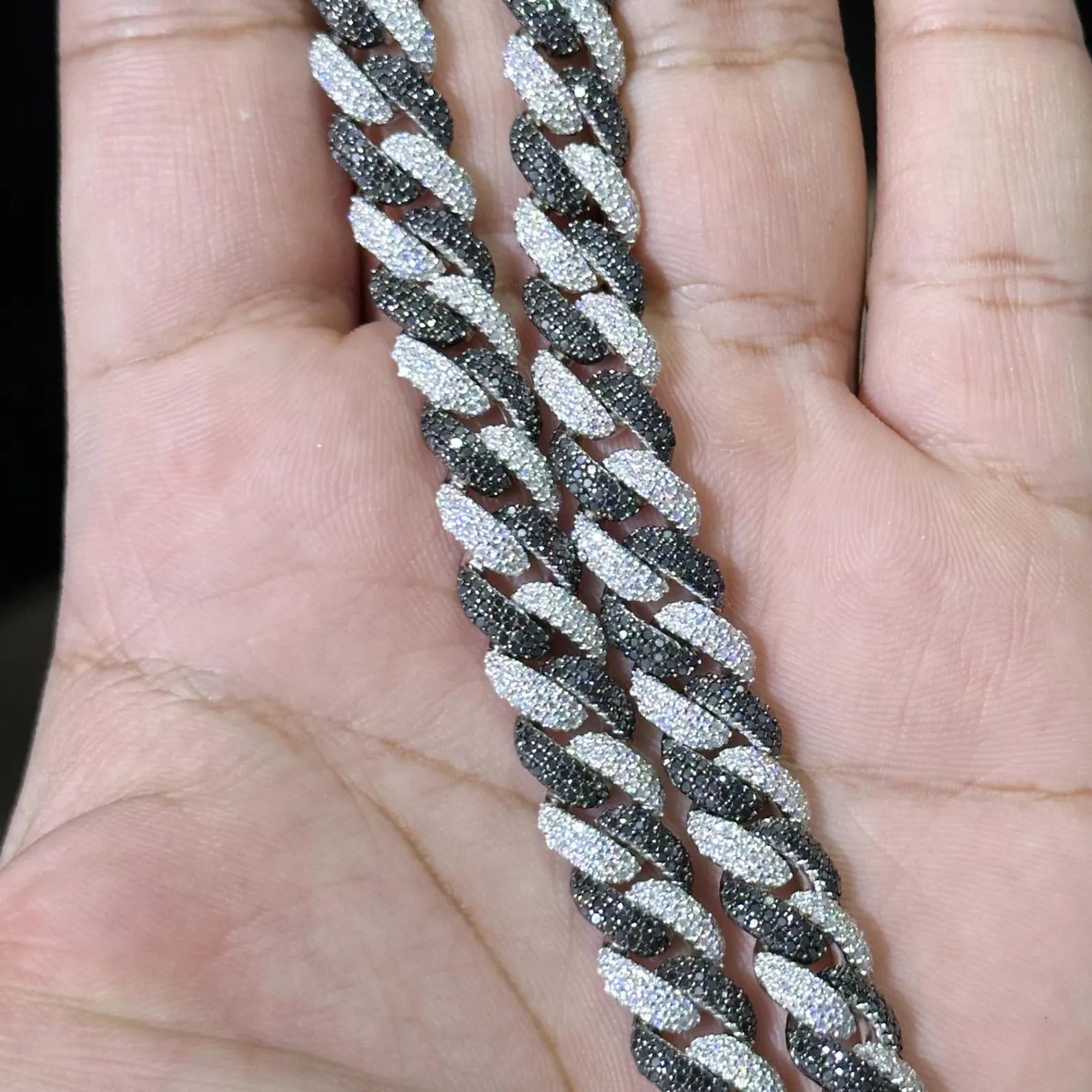 Black & White Cuban Link Moissanite Chain [18.31 CTW] in 925 Sterling Silver