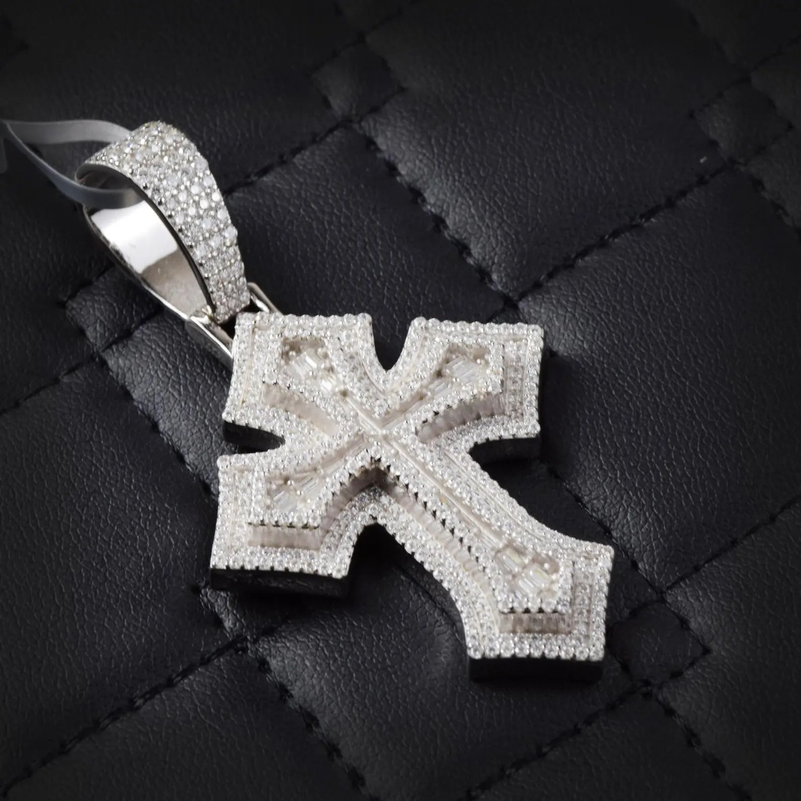 Cross Pendant VVS1 Moissanite [3 CTW] 925 Sterling Silver