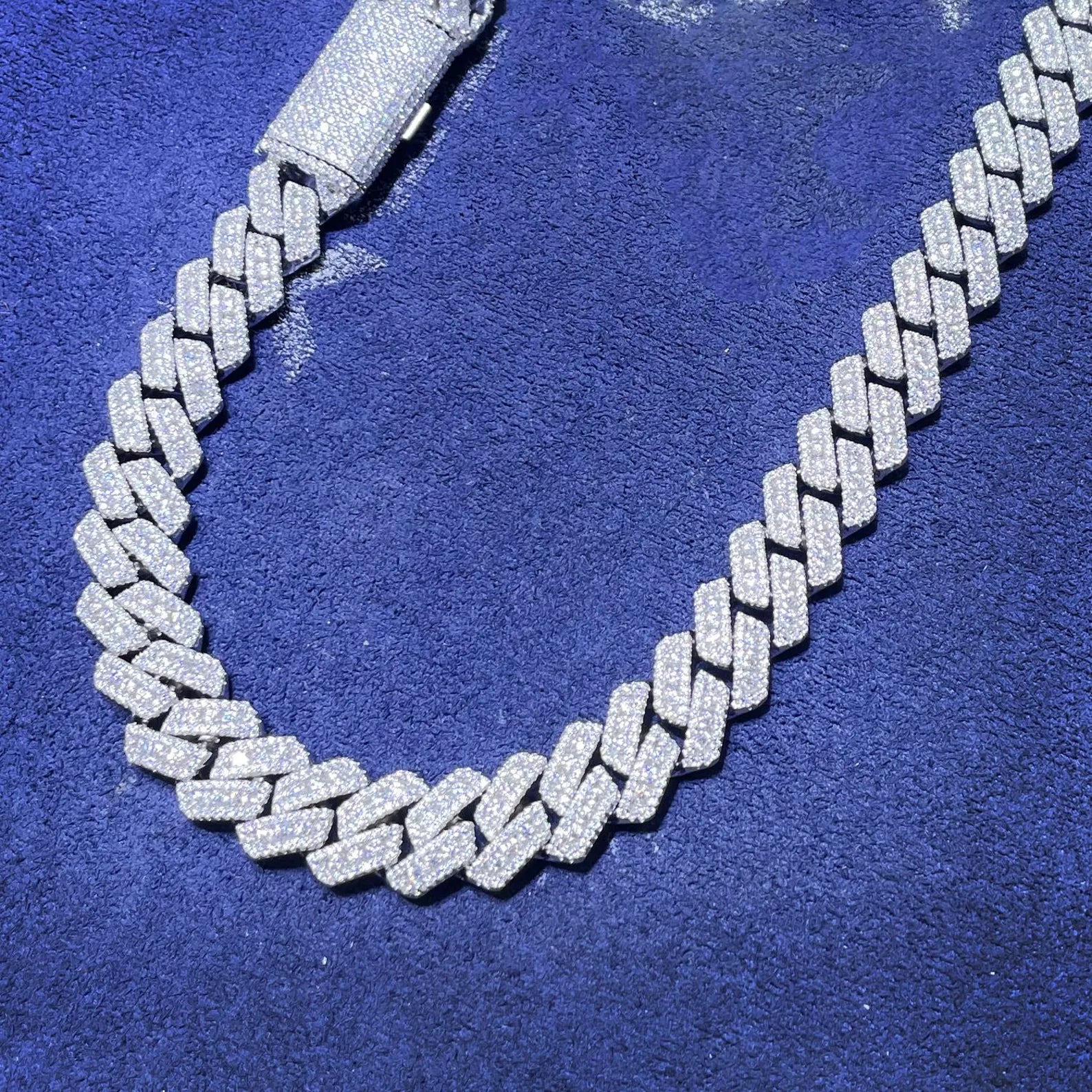 Straight Edge Miami Cuban Moissanite Chain [28.94 CTW] in 925 Sterling Silver