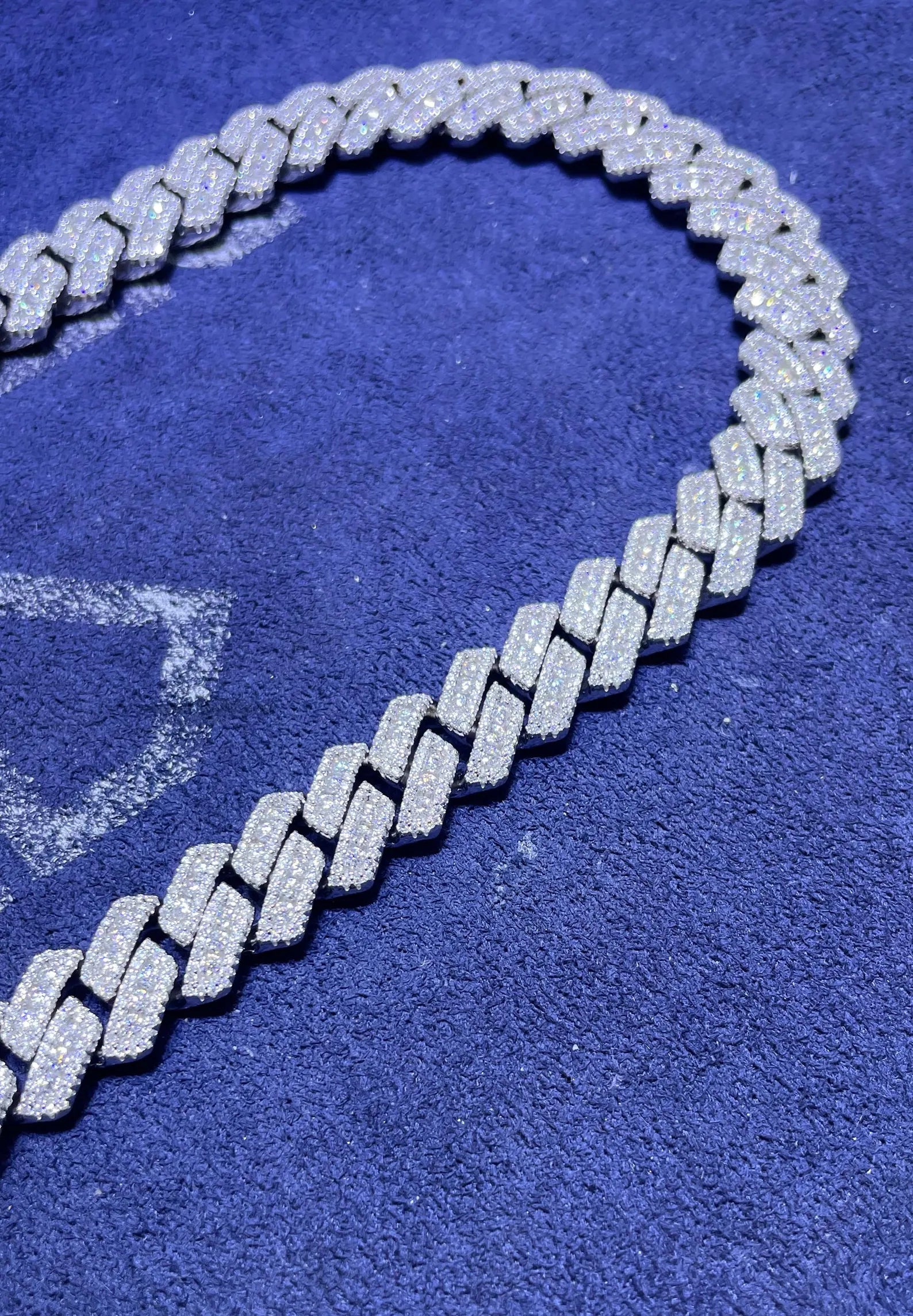 Straight Edge Miami Cuban Moissanite Chain [28.94 CTW] in 925 Sterling Silver