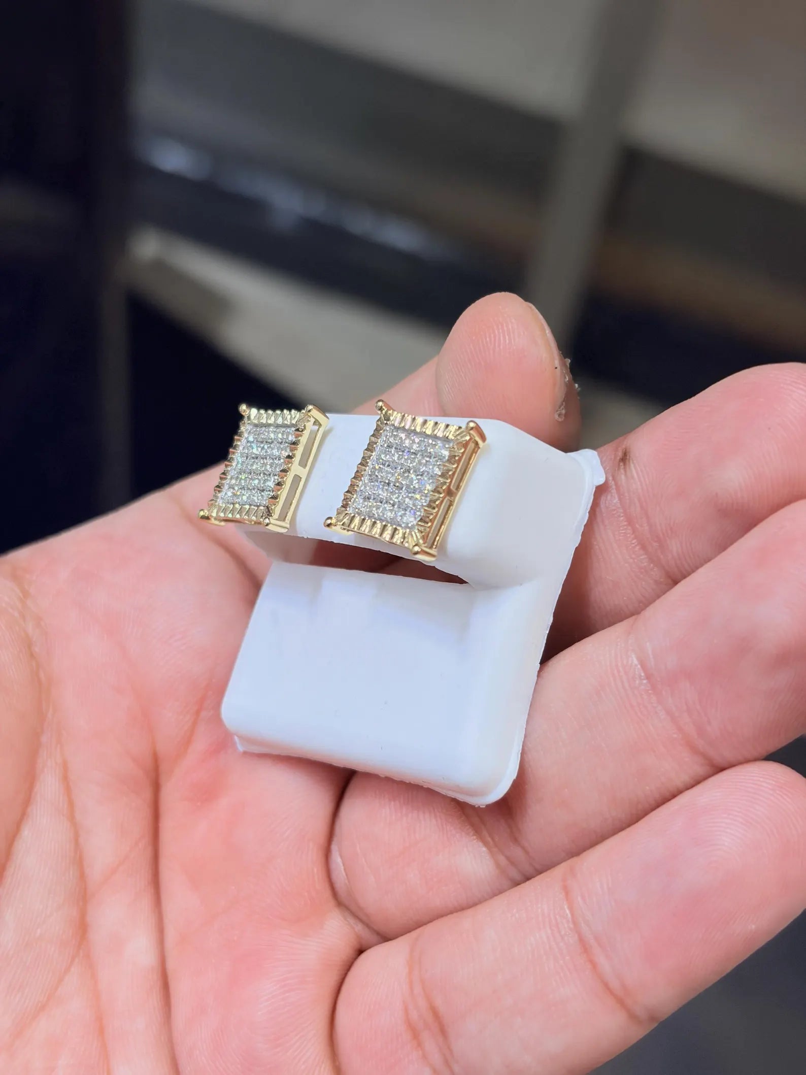 10K Gold Diamond 1.00 CTW Square Shaped Earring