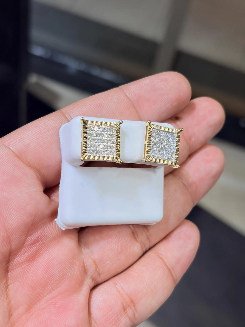 10K Gold Diamond 1.00 CTW Square Shaped Earring