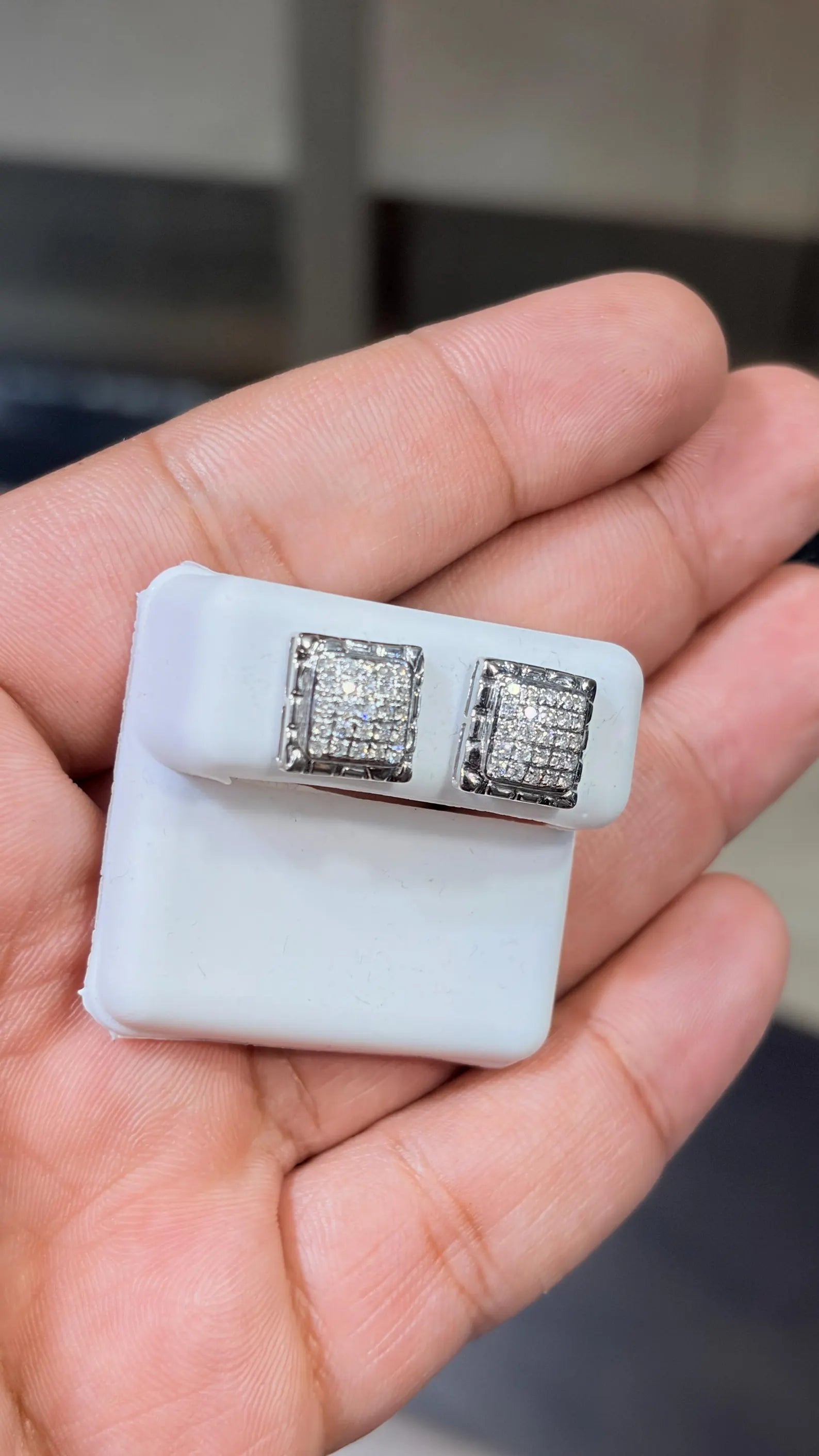 10K White Gold Diamond 0.50 CTW Square Shaped Earring