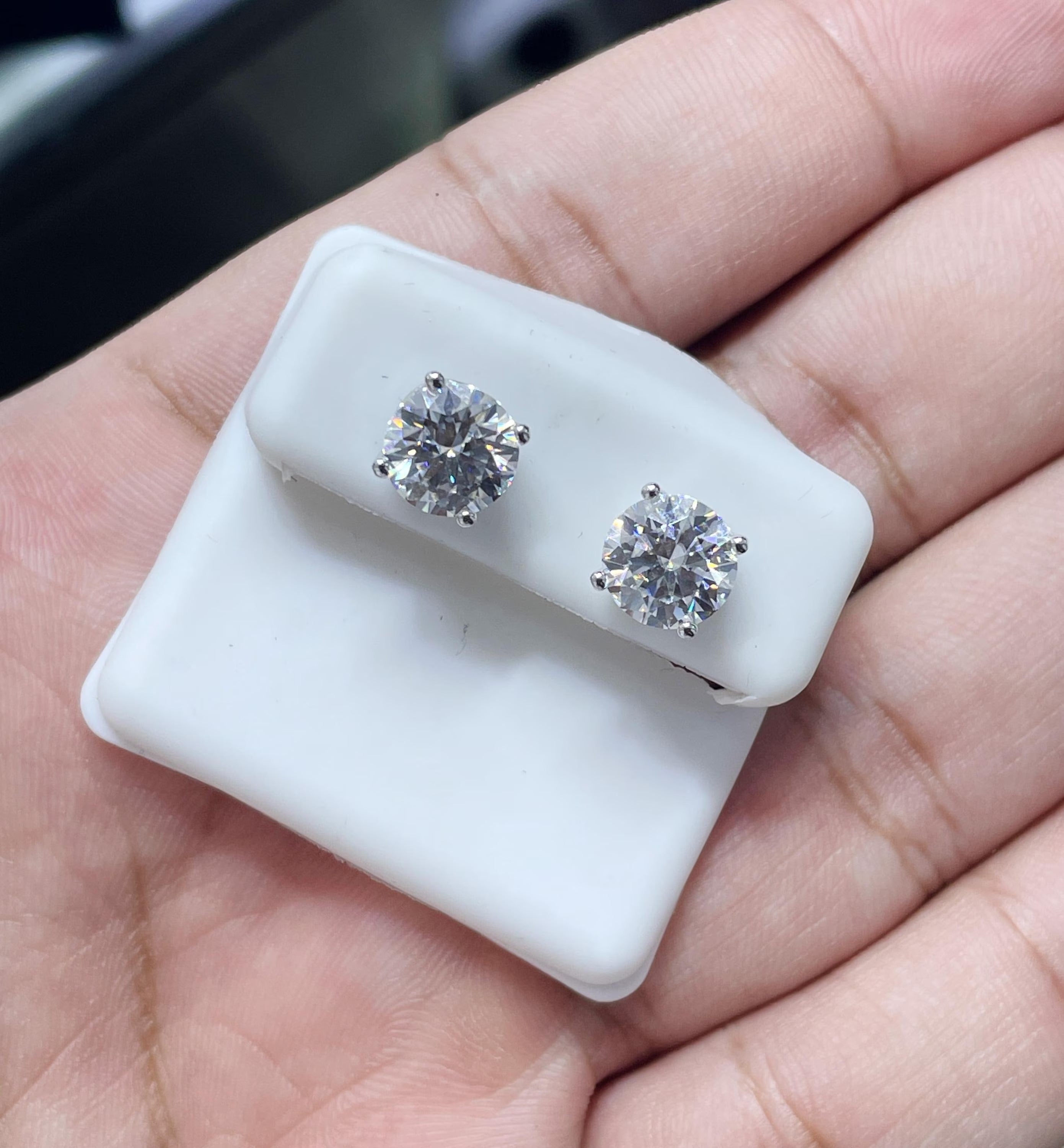 Round Solitaire Moissanite Stud Earrings 925 Sterling Silver