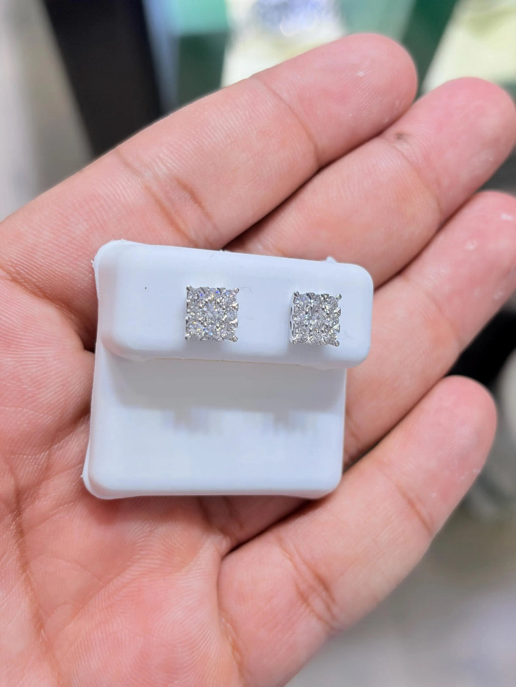 0.93 CTW Lab Grown Diamond Earring