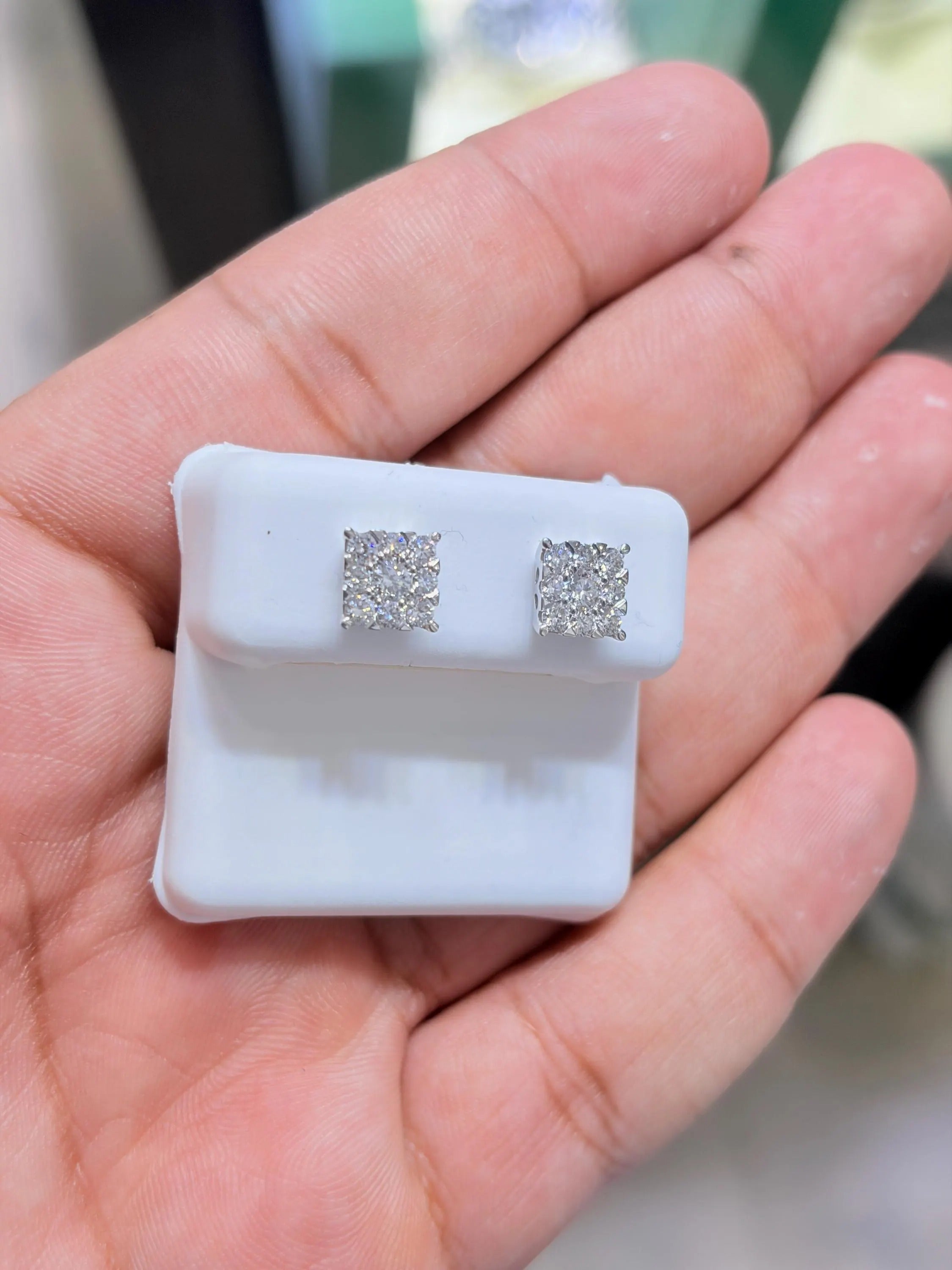 0.93 CTW Lab Grown Diamond Earring