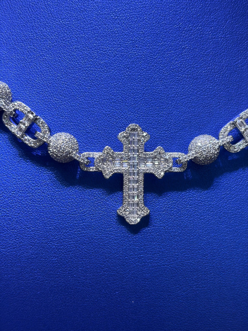 Cross Link Moissanite Chain 30mm VVS 27.88 CTW D Color