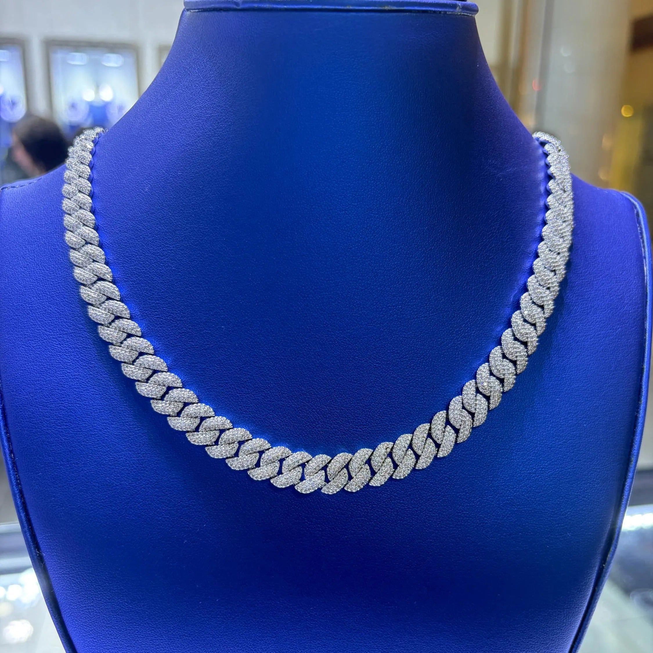 Miami Cuban Link Moissanite Chain 10mm VVS 15.73 CTW D Color