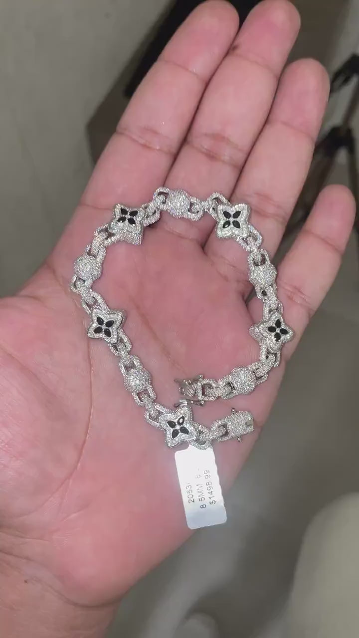 Clover Iced Out Bracelet [13 CTW] Moissanites in 925 Sterling Silver