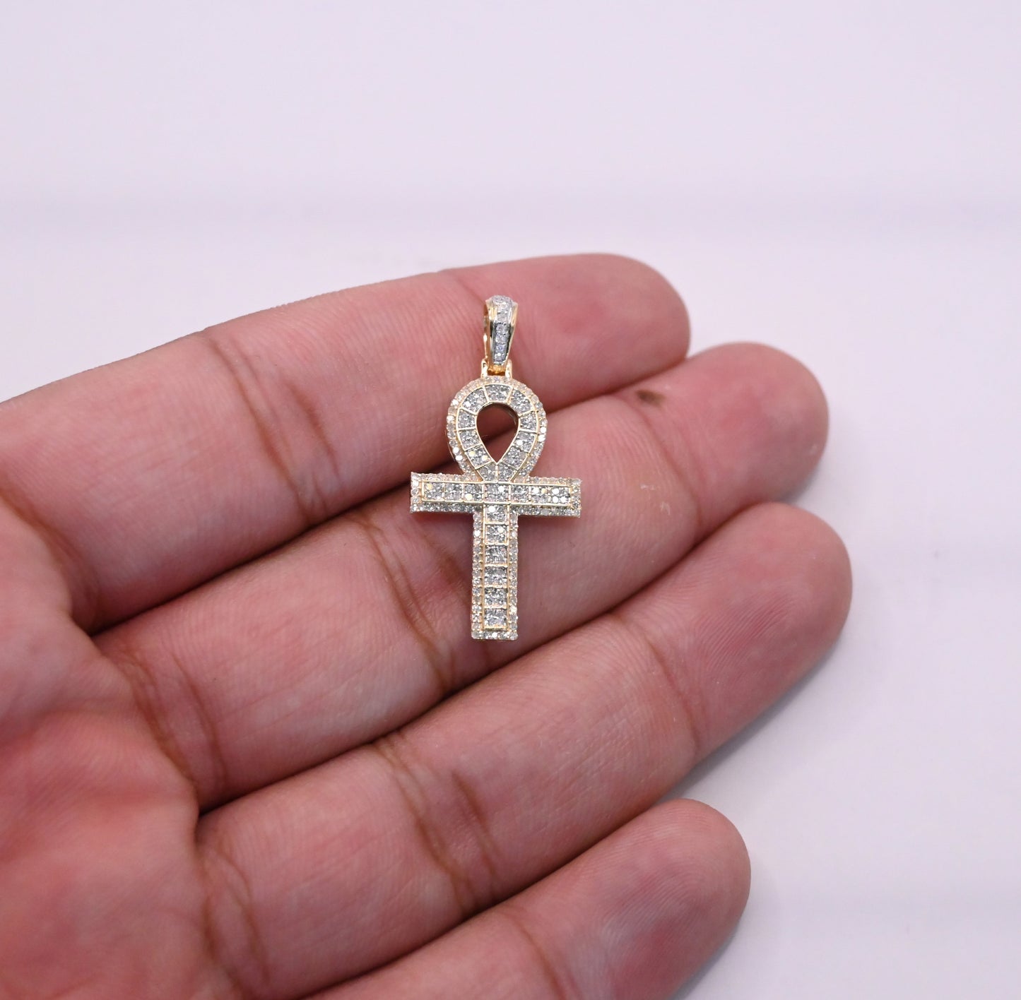 10K Gold Diamond Pendant 0.60CT