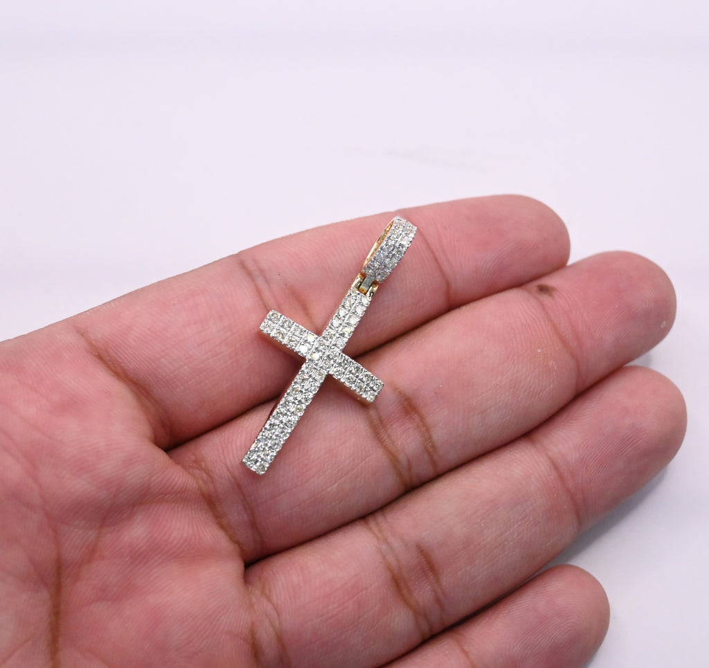 10K Gold Diamond Pendant 1.00CT